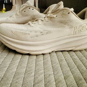 Hoka One Clifton 9 White Running Shoes